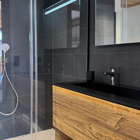 Spacieux 4 Avec Sauna, Hammam, - Fr-1-671-286 * Les Gets